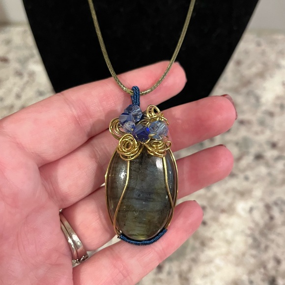 Large Labradorite Necklace - Picture 1 of 3